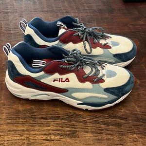 Fila Ray Tracer Blue and Maroon